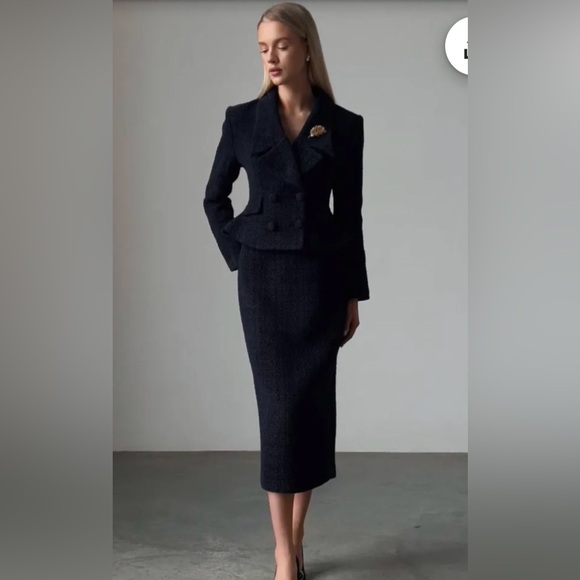 Kasper Set - Picture 1 of 7